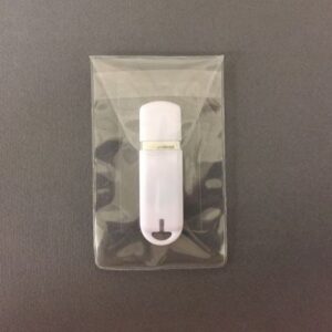USB-ficka självhäftande