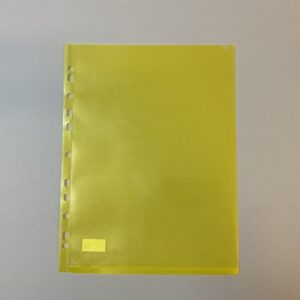 Plastficka gul A4 hålad
